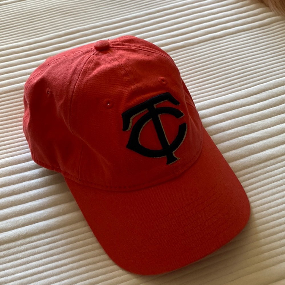 VS PINK Minnesota Twins Hat